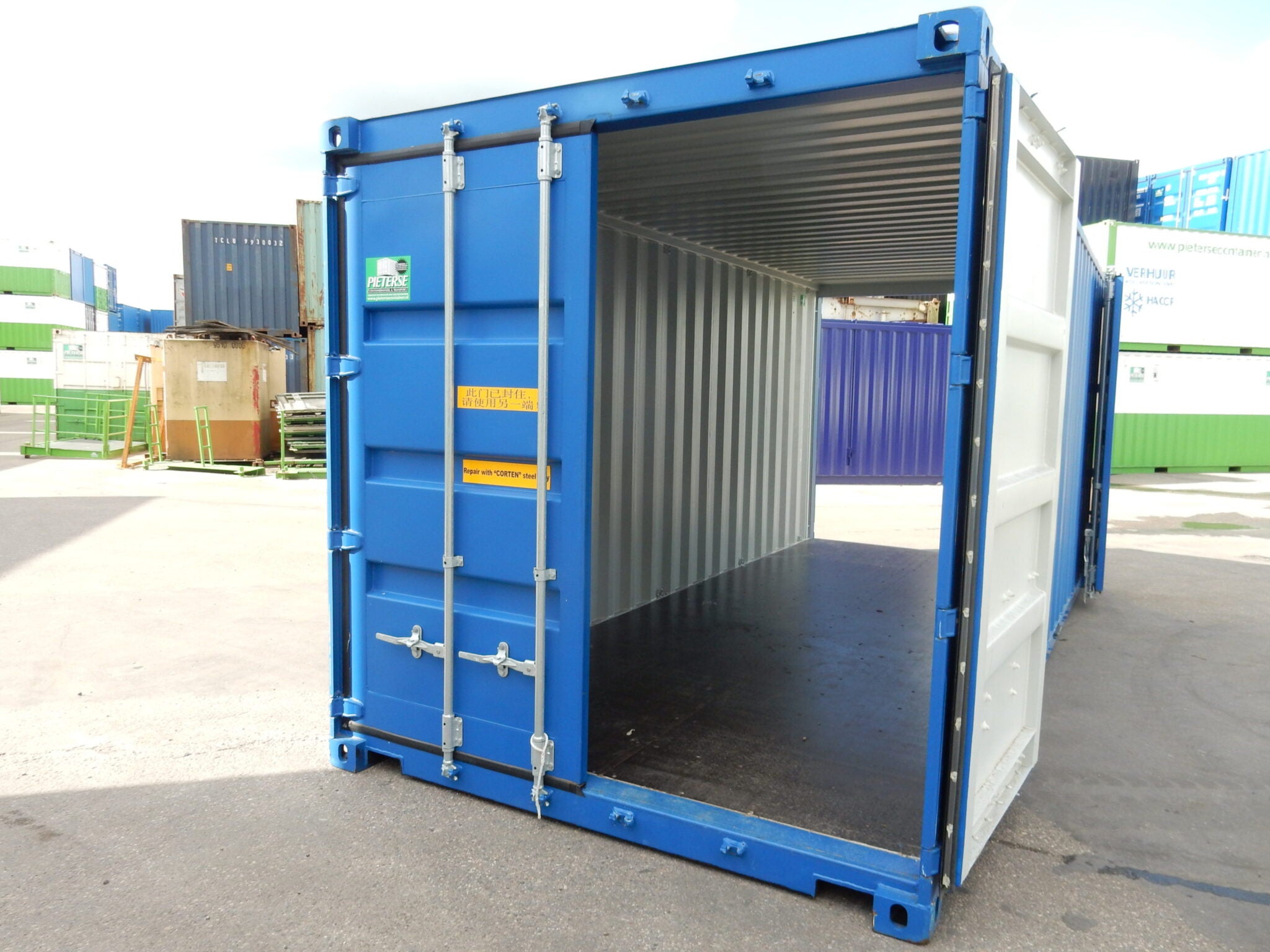 Contenedor Puerta doble de 20 pies ( Ref: 12204 )
